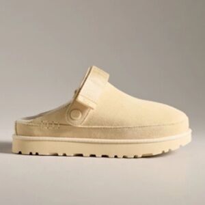 UGG® GOLDENSTAR CLOGS